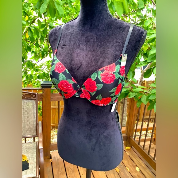 Pretty push up bra 🌹🌹 - Picture 9 of 11